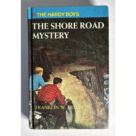 THE HARDY BOYS #6 THE SHORE ROAD MYSTERY Franklin W. Dixon 1964 - Picture 1 of 9